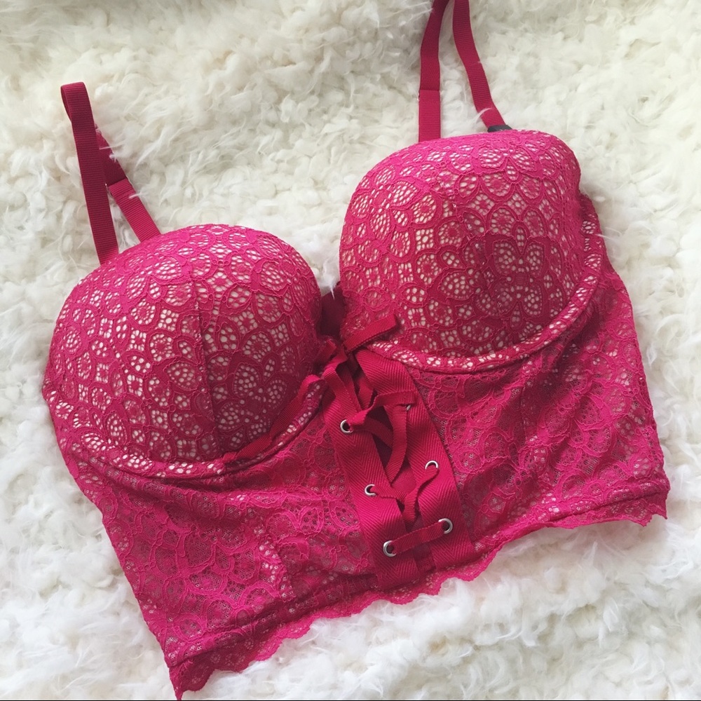 Victoria’s Secret 34D bustier bra